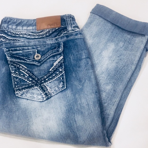 Rue 21 Crops 9/10 - Picture 6 of 7